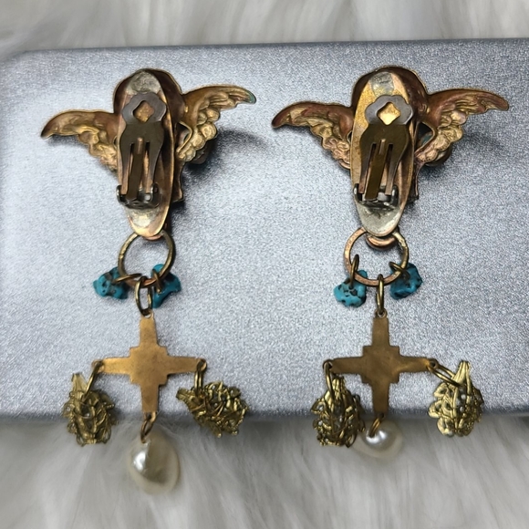 Clip On Statement Earrings Antique Gold Angels Cherubs Turquoise Pearls Vintage - Picture 2 of 3